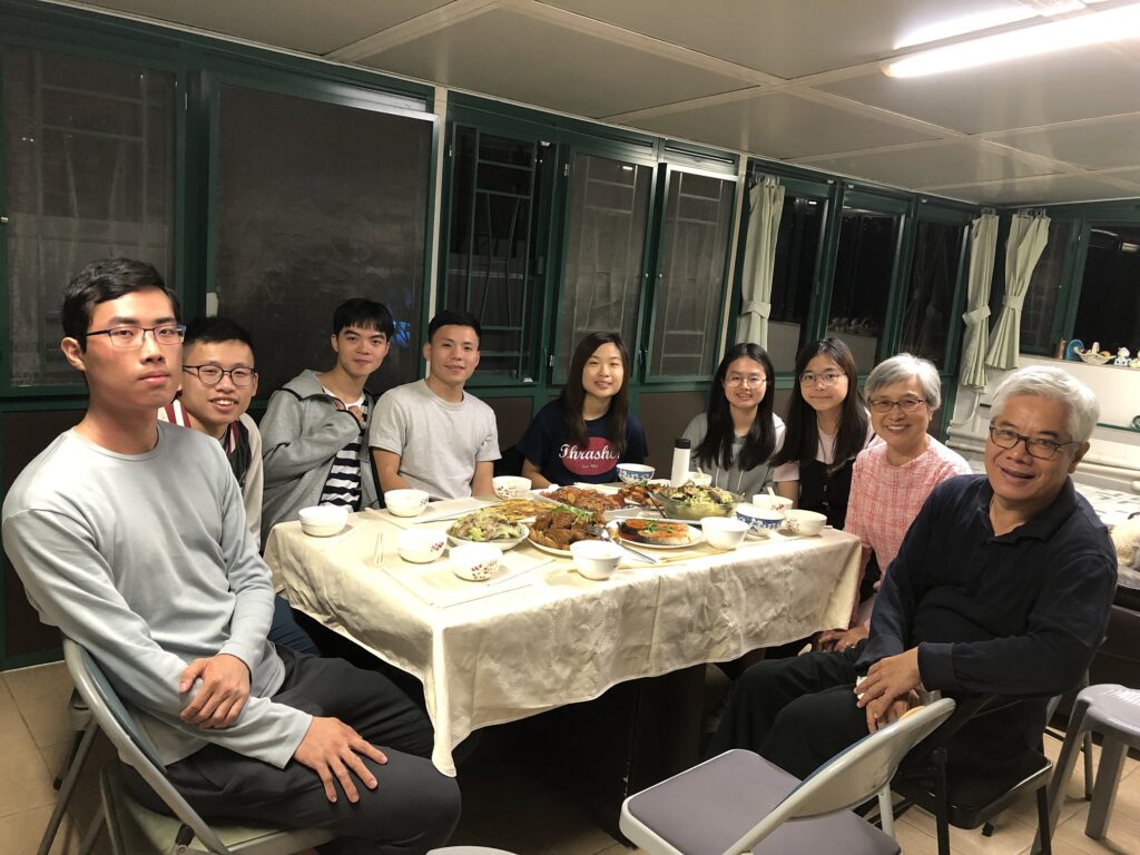 攝於2019年11月27日，於鄭家與沙田區大專學生愛宴